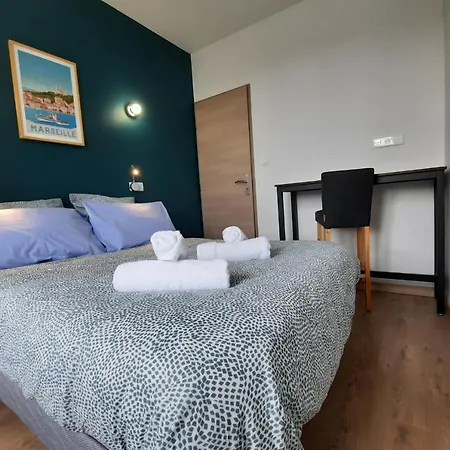 Pantaiahomes - Blu Baru - Parking - Climatise - Netflix Apartment